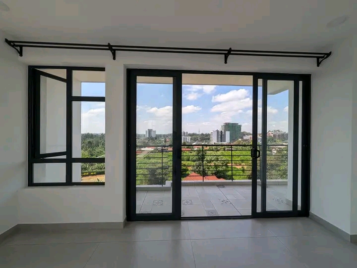 COMMERCIAL APARTMENT PROJECT 